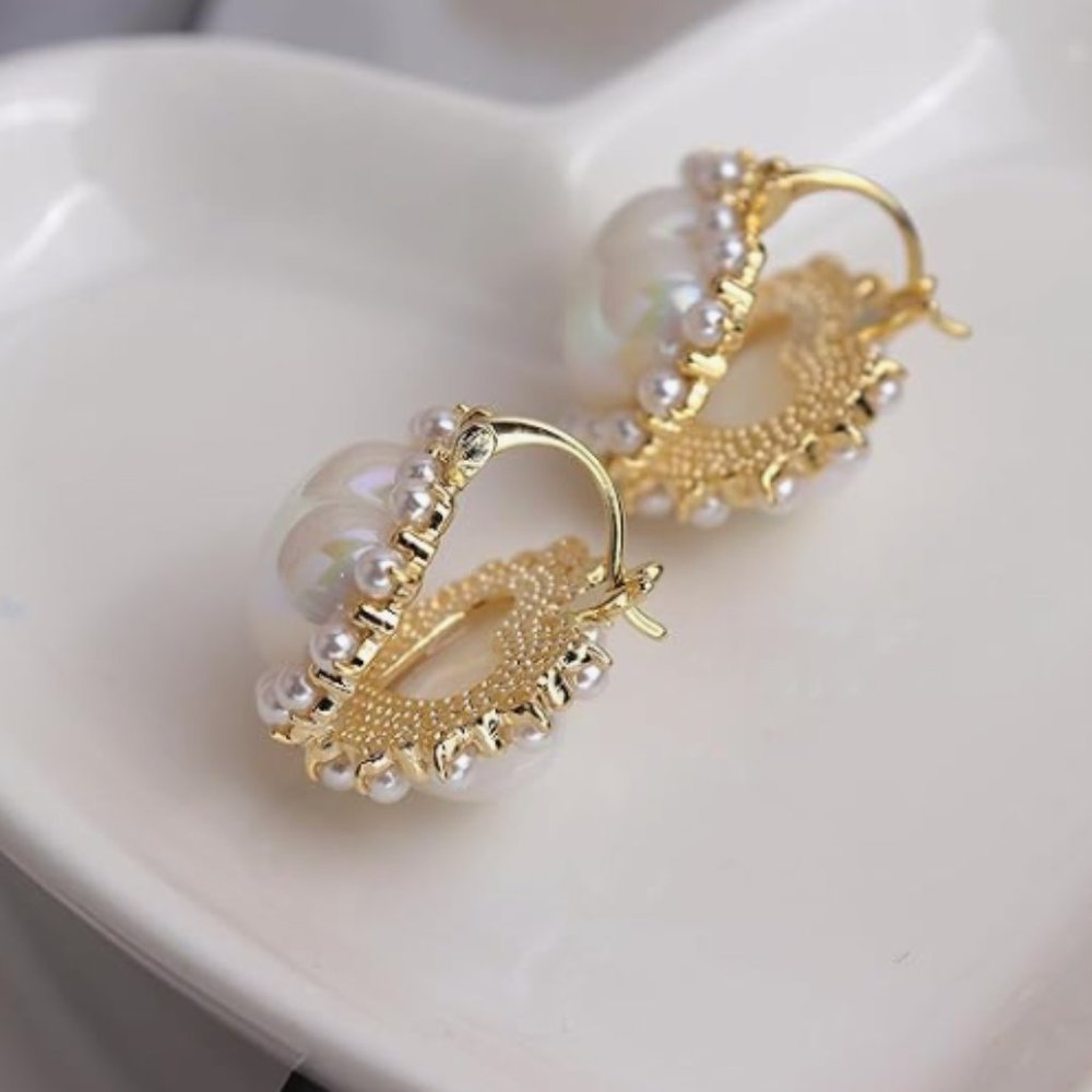 Heart Rhinestone Earrings - Picture 4 of 6